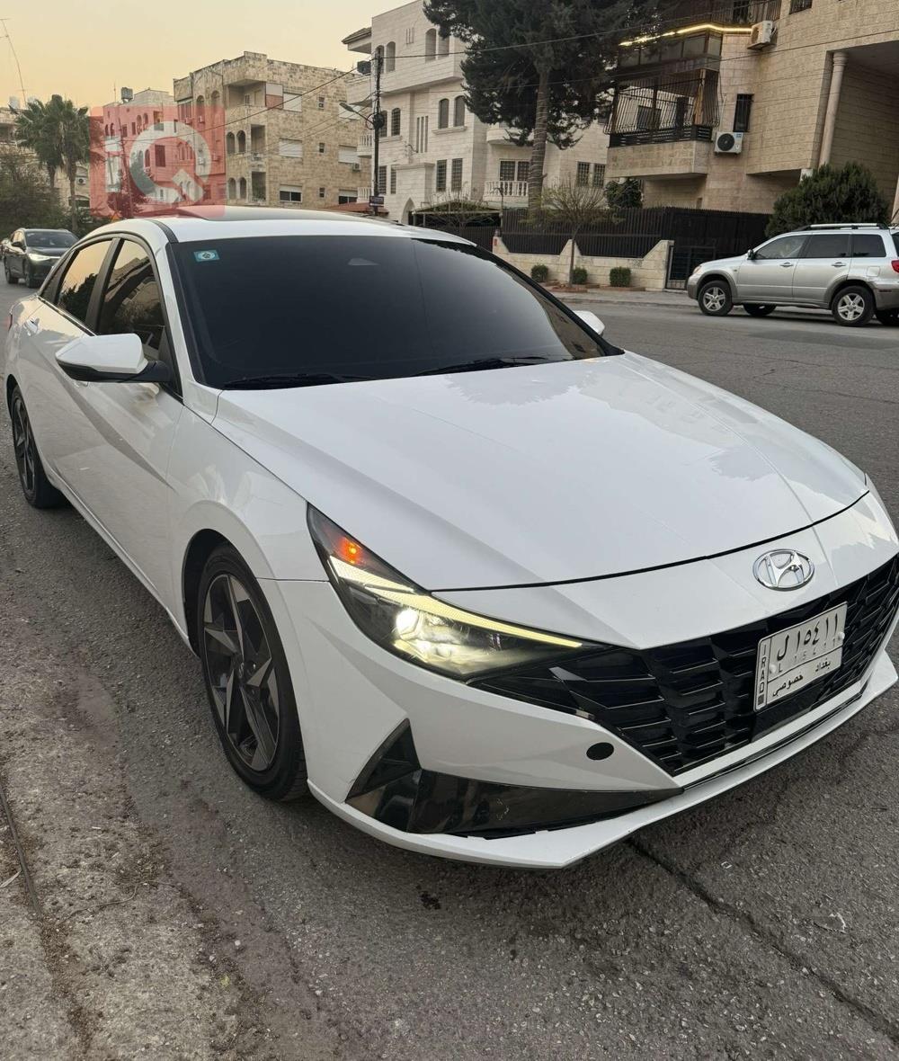 هیۆندای ئەلەنترا